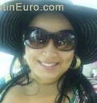 hot Brazil girl Vanessa from Salvador BR6712