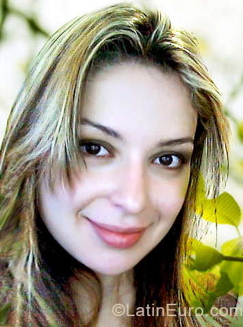 Date this sensual Brazil girl Marcela from Rio De Janeiro BR323