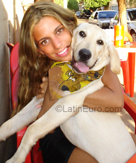 Date this good-looking Brazil girl Vanessa from Sao Paulo BR341