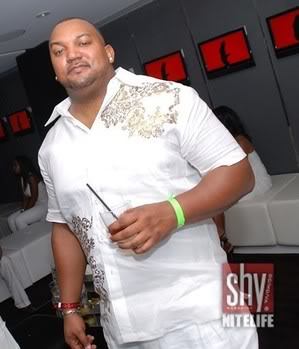 Date this tall United States man Errol from Washington US887