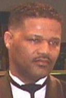 Date this tall United States man Botis from Columbus US999