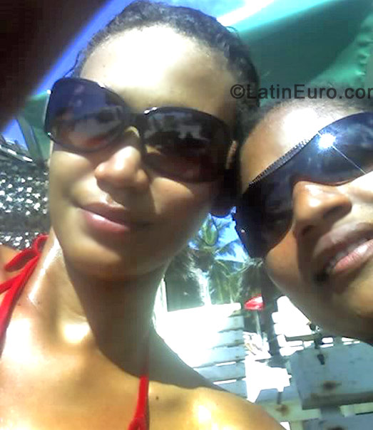 Date this athletic Brazil girl Jullyana Rafaelly from Pernambuco BR545