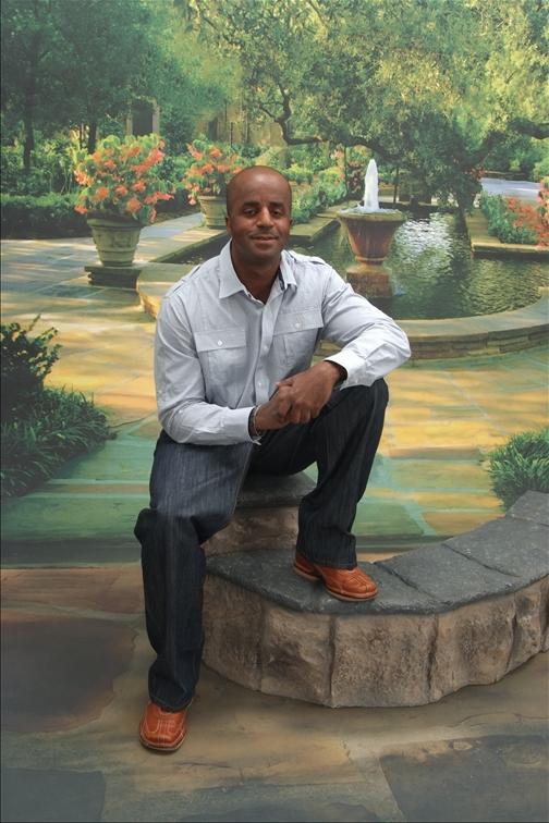 Date this lovely United States man Walter from Columbus US1298