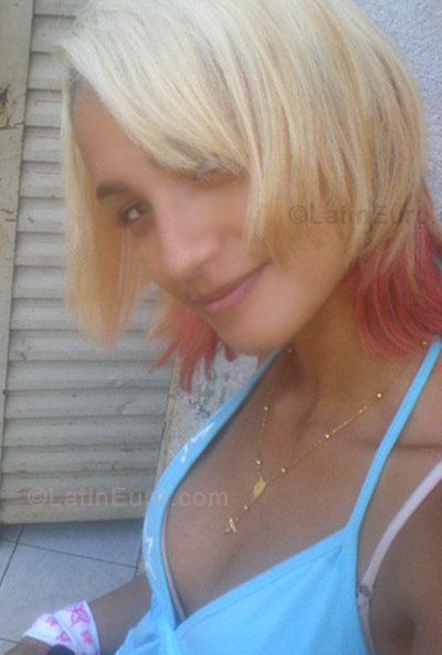 Date this sensual Brazil girl Thumilla from Porangatu BR708