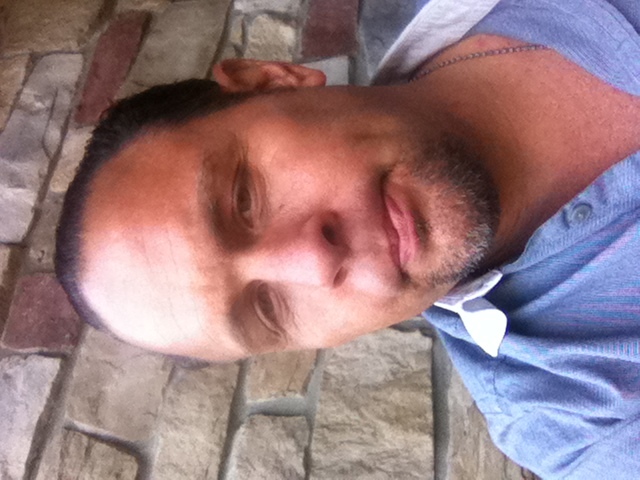 Date this attractive United States man Michael from Lancaster US1644