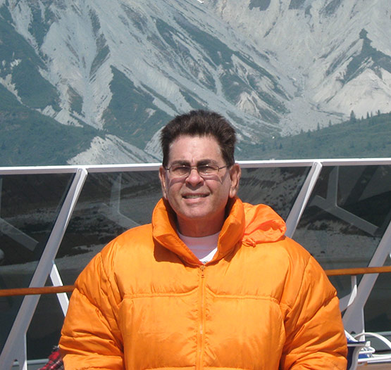 Date this delightful United States man Stuart from Orlando US1779