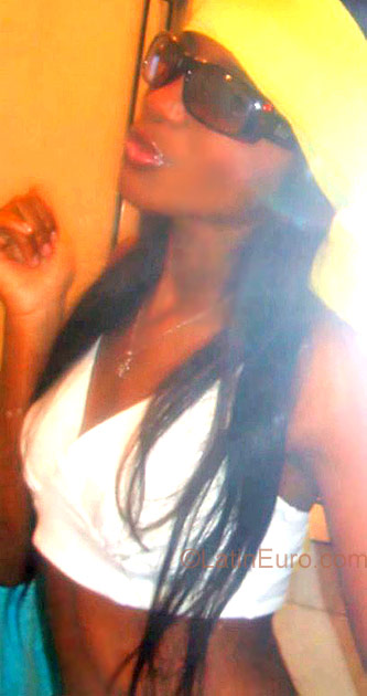 Date this attractive Brazil girl Isabela from Campo Grande BR921