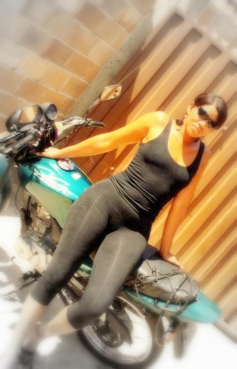 Date this sultry Brazil girl Neia from Sabara BR934