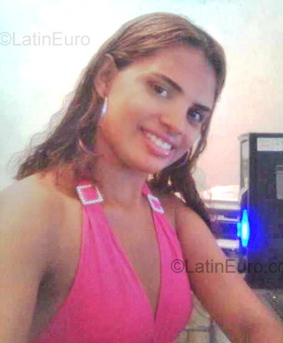 Date this cute Brazil girl Drielly Sabrina from Recife BR955