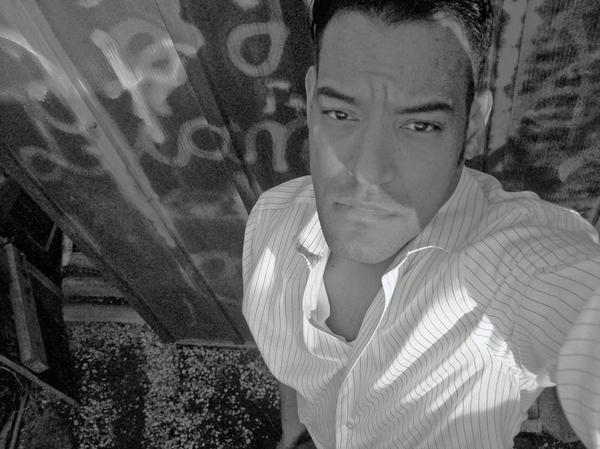 Date this happy United States man Juan from San Antonio US2290