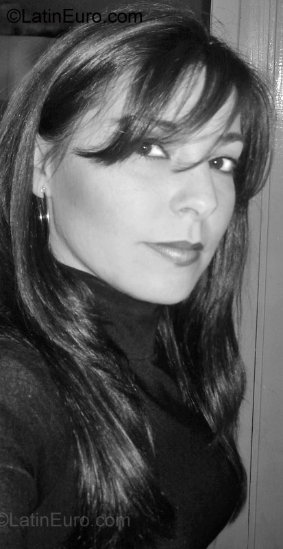Date this delightful Brazil girl Fabi from Porto Alegre BR1061