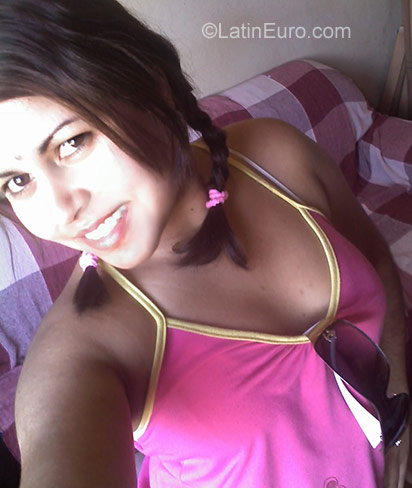 Date this hot Brazil girl Jessica Pamela from Petropolis BR1075