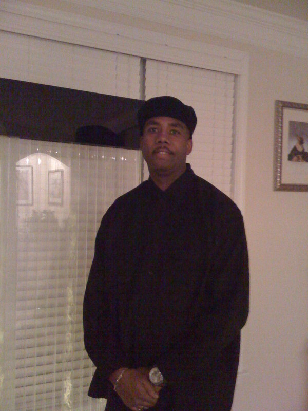 Date this tall United States man Al from Belcamp BR1095