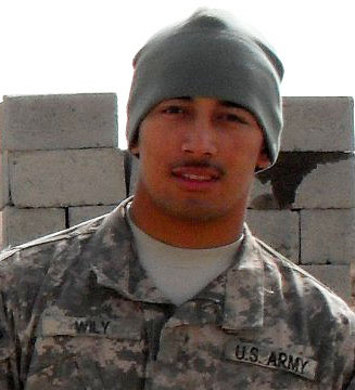 Date this young United States man Chris from Schofield US2877