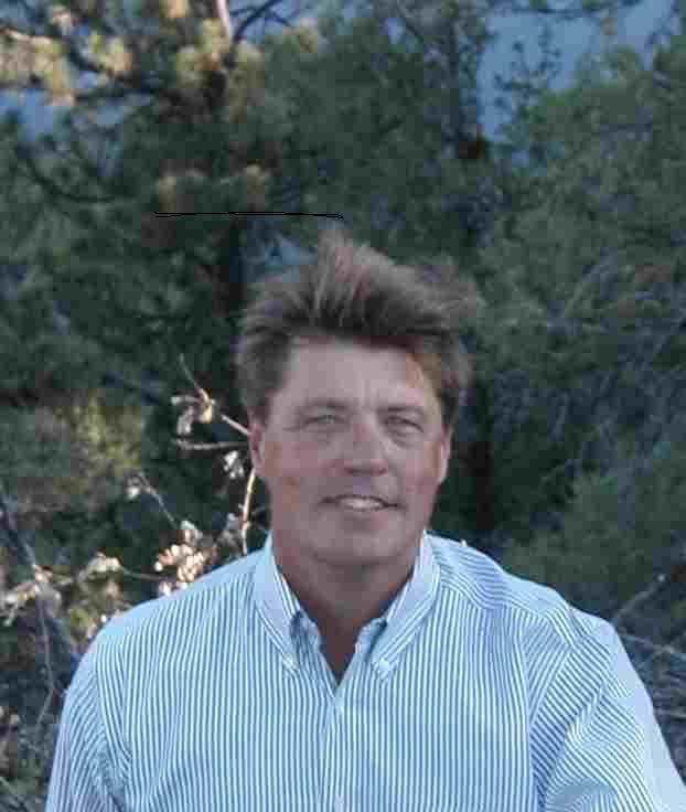 Date this charming United States man Frm1002 from Fall River Mills US2899