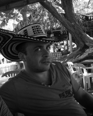 Date this athletic Colombia man Bokachankla77 from Cali CO1065