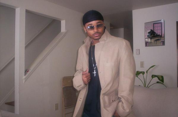 Date this sultry United States man Ronald from Boston US3141