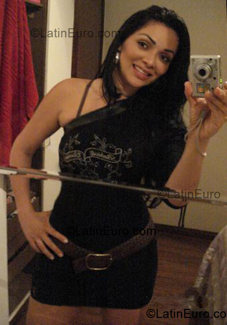 Date this georgeous Brazil girl Marluce from Brasilia BR1436