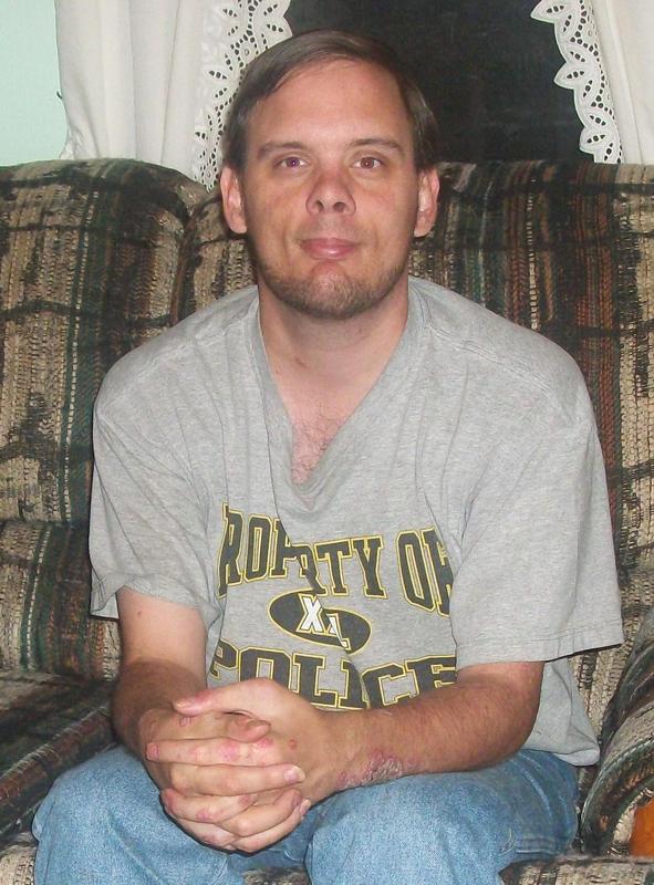 Date this beautiful United States man Justin from Mcewen US3286