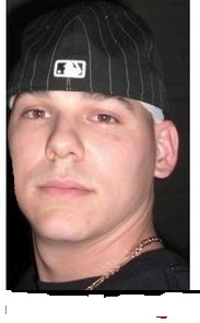 Date this lovely United States man Slimhung328 from New York US3610