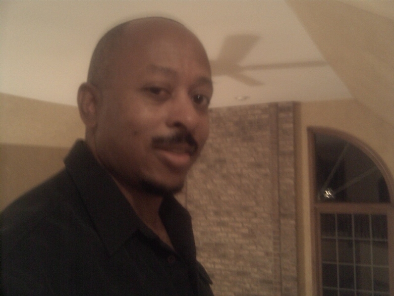 Date this exotic United States man Garry from Chicago US3617