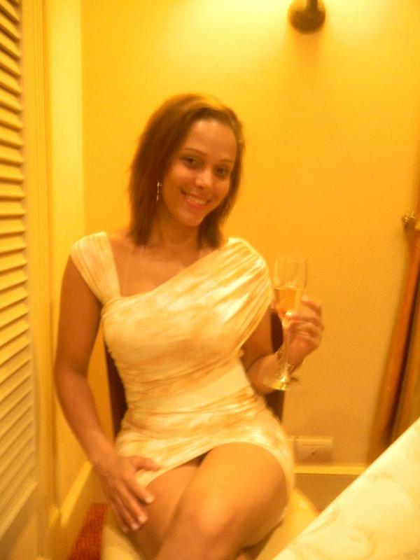 Date this athletic Brazil girl BR1748 from Rio De Janeiro BR1748