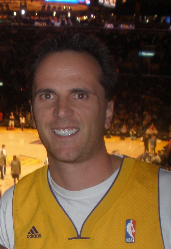 Date this young United States man John28 from Newport US4042