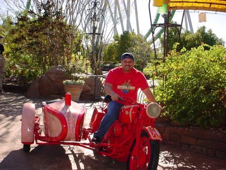 Date this tall United States man CARLO from Memphis US4450