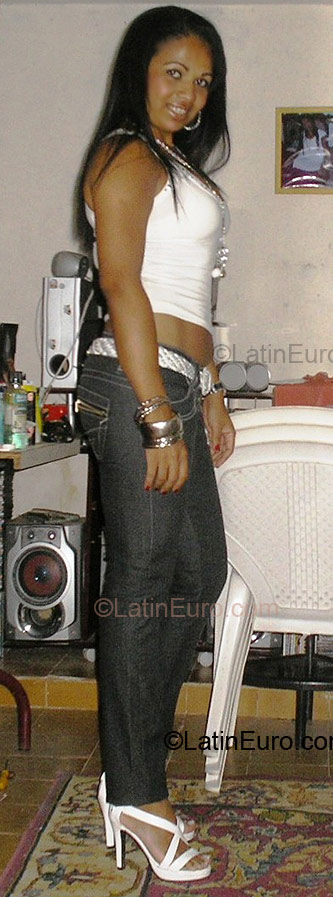 Date this hard body Brazil girl Jeanne from Natal BR2057