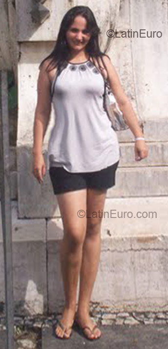 Date this cute Brazil girl Elizangela from Rio de Janeiro BR2068