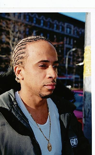 Date this funny United States man Kiwvo2005 from New York US4913