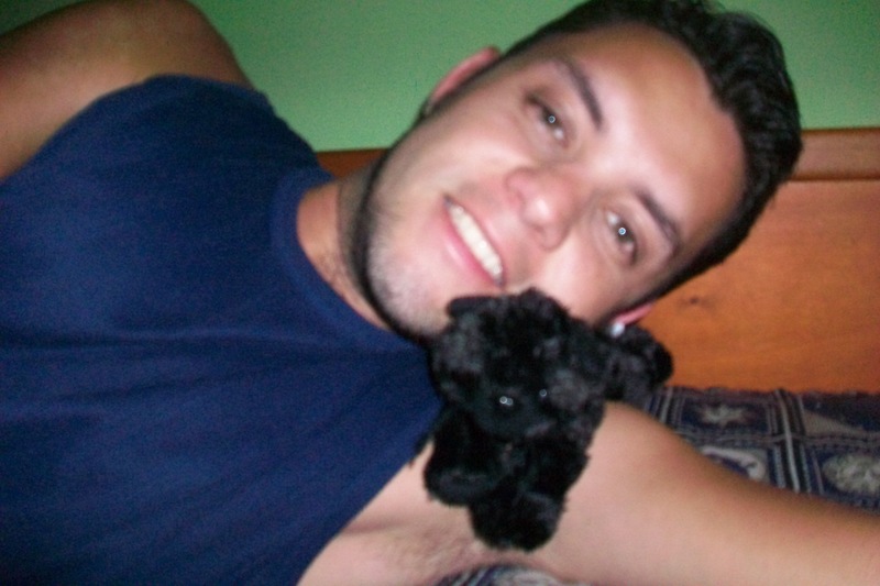 Date this gorgeous Colombia man Cjimener from Medellin CO2455