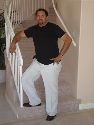 Date this beautiful United States man Cesar from Moreno Valley US5090