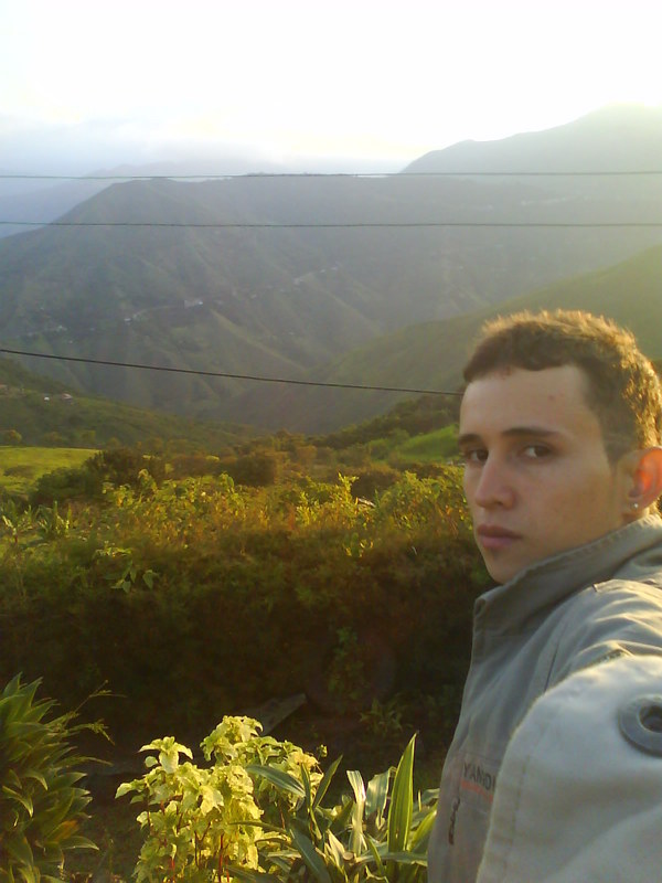 Date this cute Colombia man JOHNLATIN from Cali CO2773