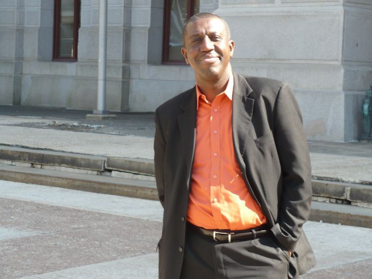 Date this beautiful United States man Ron from Philadelphia US5124