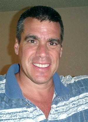 Date this delightful United States man Keith from Austin US5219