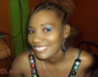 Date this pretty Jamaica girl Shana from  JM121