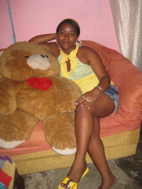 Date this voluptuous Dominican Republic girl Romarys from San Pedro De Macoris DO3312