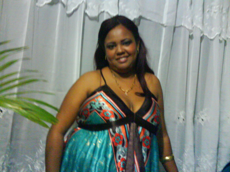 Date this voluptuous Dominican Republic girl Idelma from Santiago DO3349
