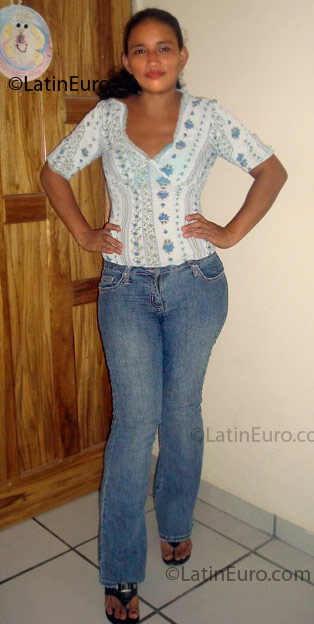 Date this sensual Honduras girl Zenaida from San Pedro Sula HN75