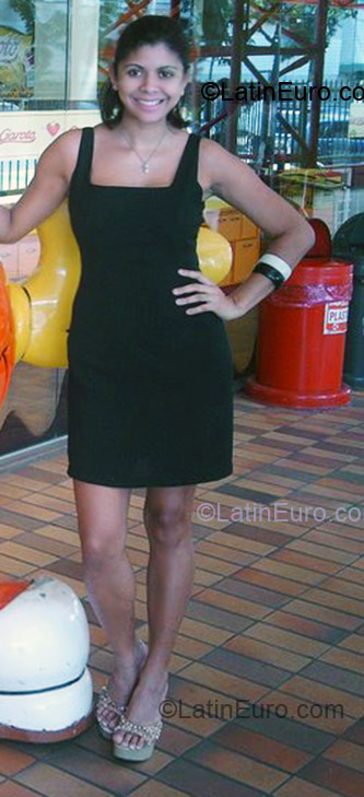 Date this stunning Brazil girl Monica from Vitoria BR4707