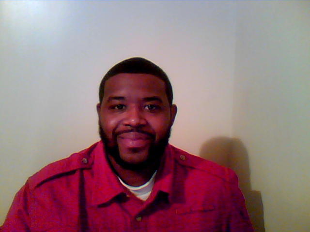 Date this charming United States man Montrell from Rowland US5678