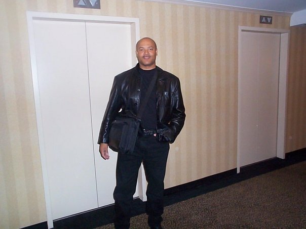 Date this hard body United States man Gerald from Los Angeles US5736