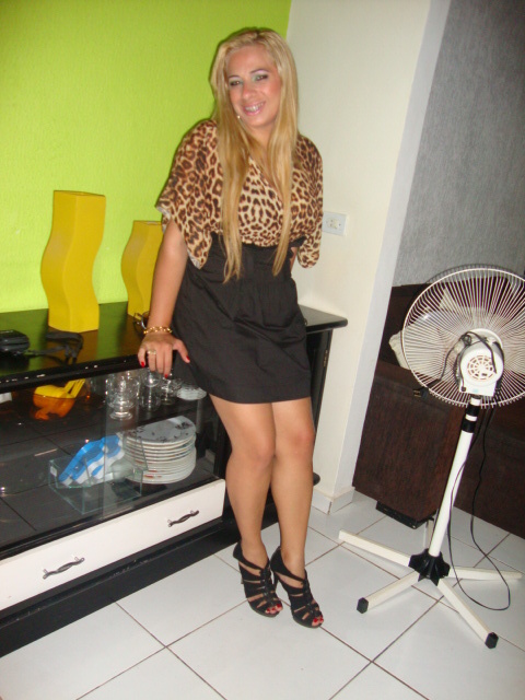 Date this sensual Brazil girl Vivian2626 from Imperatriz BR2706