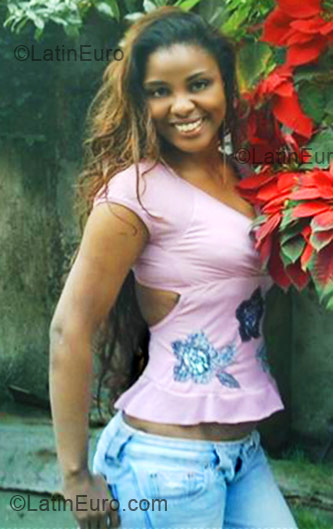 Date this hot Brazil girl Milena from Rio de Janeiro BR6240