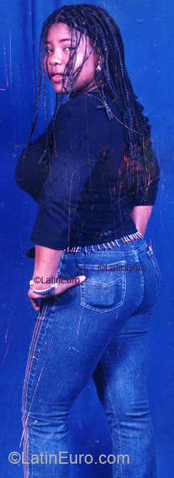 Date this stunning Honduras girl Daniela from Trujillo HN210