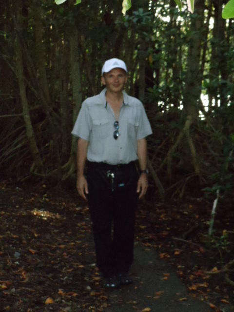 Date this pretty United States man Rocambole from San Diego US6217