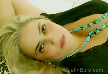 Date this charming Brazil girl Benedita from Goiatuba BR3183