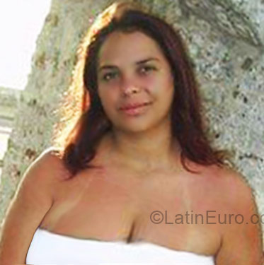 Date this nice looking Brazil girl Michela from Fortaleza BR3194