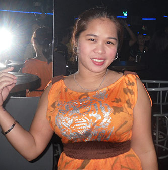Date this beautiful Philippines girl MARITESS from Manila City PH288